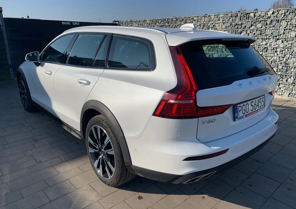 Volvo V60 cena 179000 przebieg: 64200, rok produkcji 2021 z Pelplin małe 121